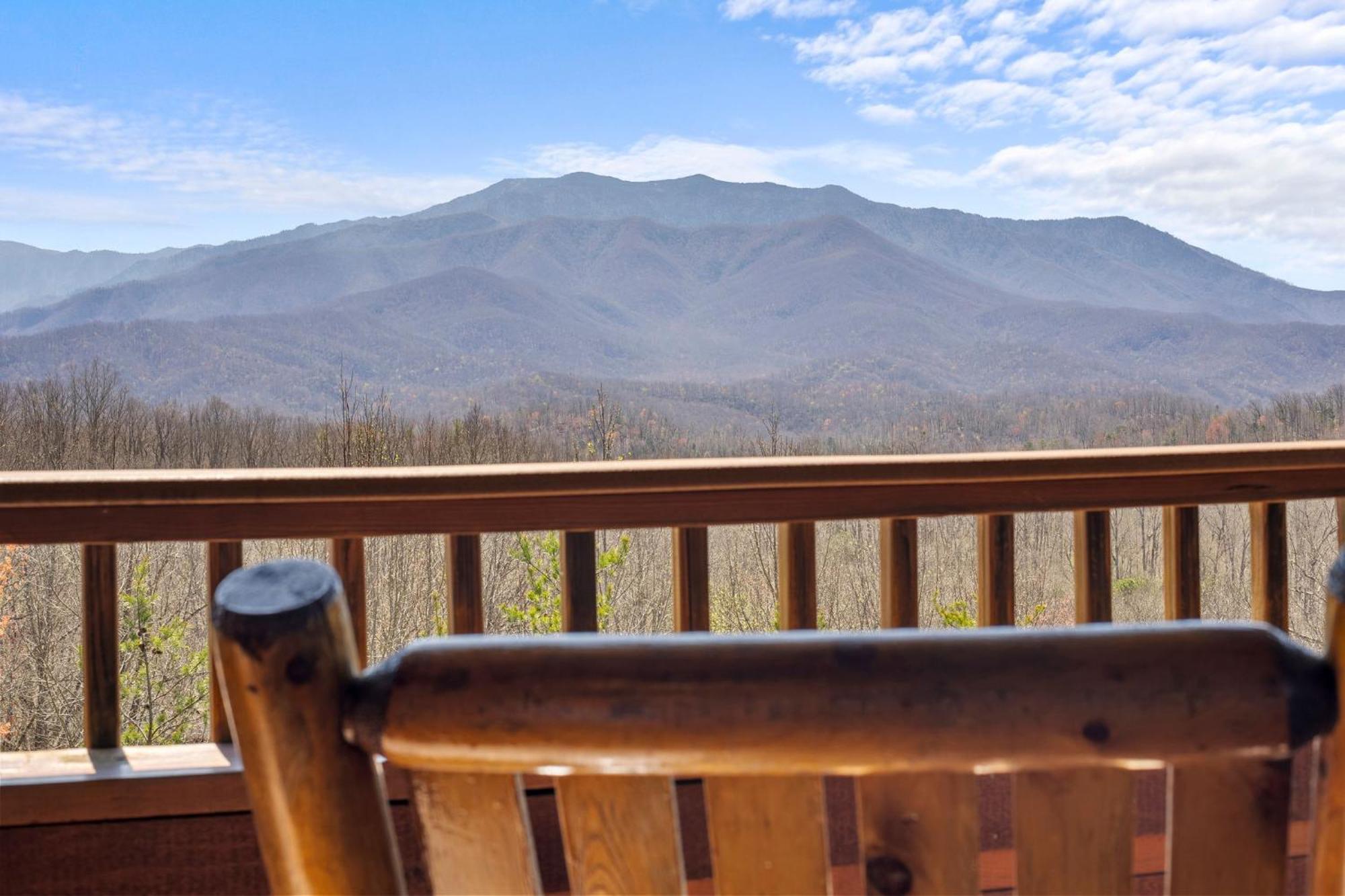 Stairway To Heaven Cabin By Staycating Gatlinburg Exterior foto