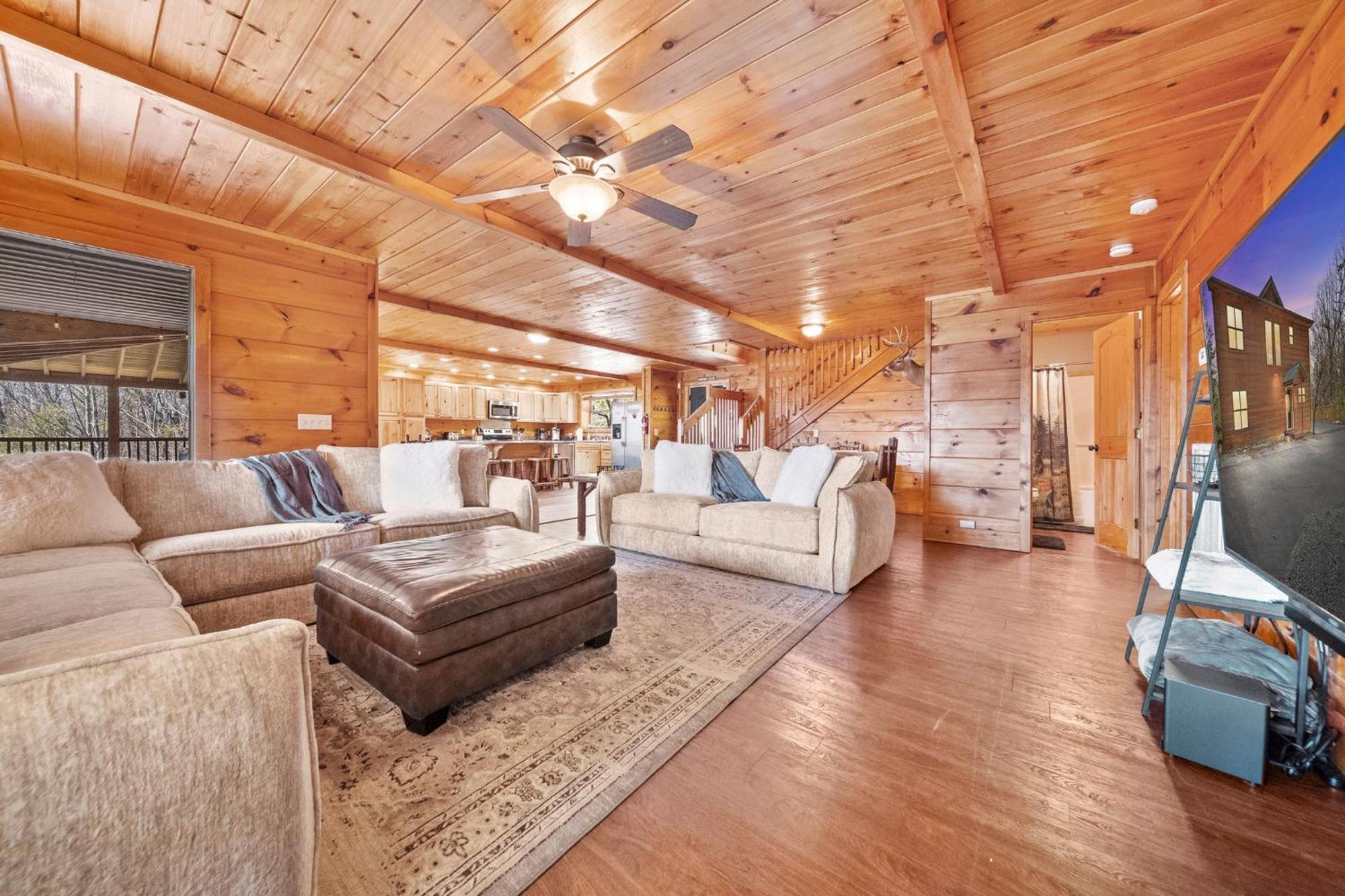 Stairway To Heaven Cabin By Staycating Gatlinburg Exterior foto